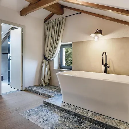 度假居 Gorgeous Home In Krnica *